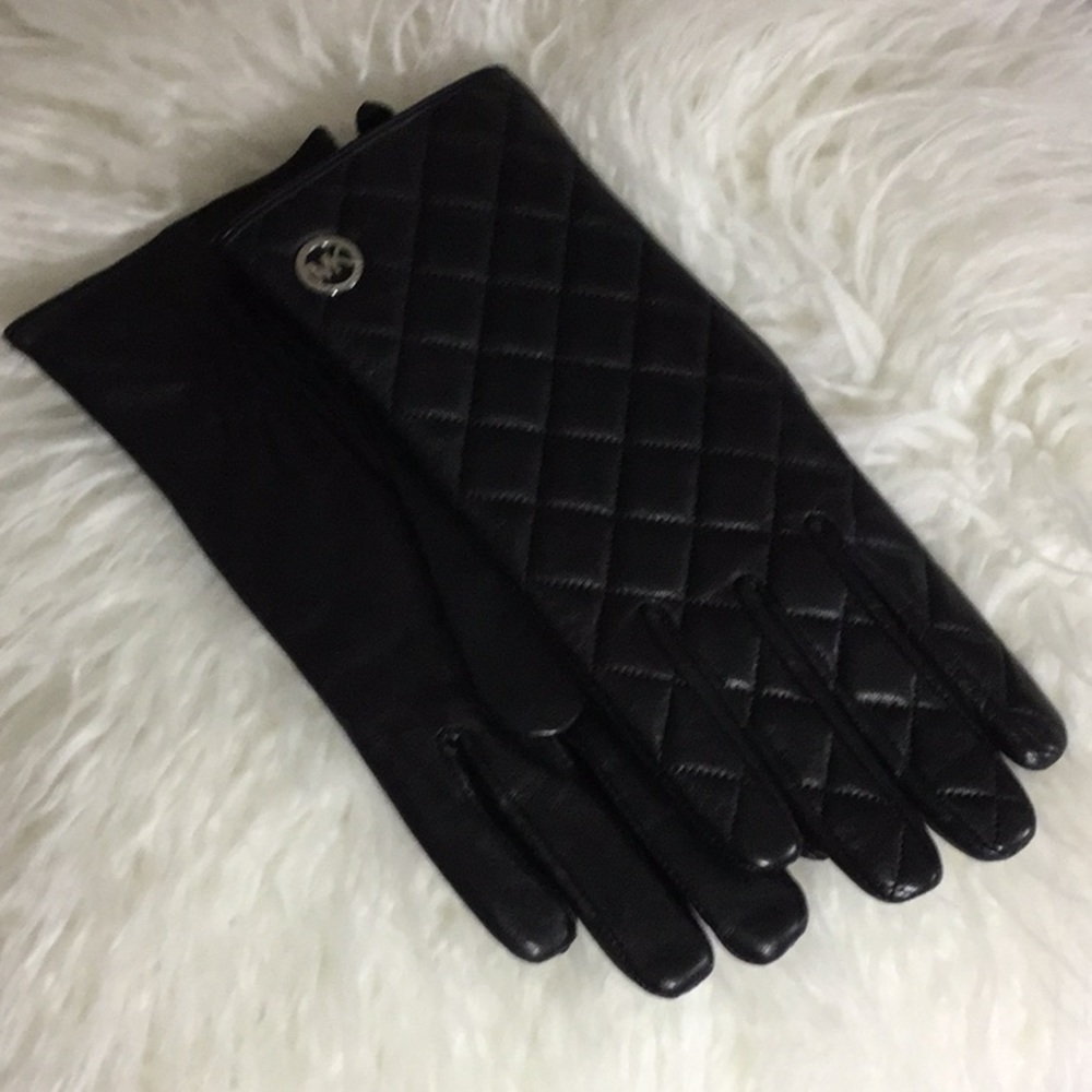 Michael Kors Gloves!